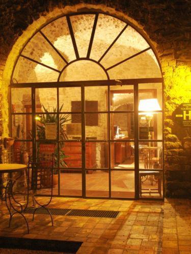 Le Clos Des Arts Les Mages Exterior photo
